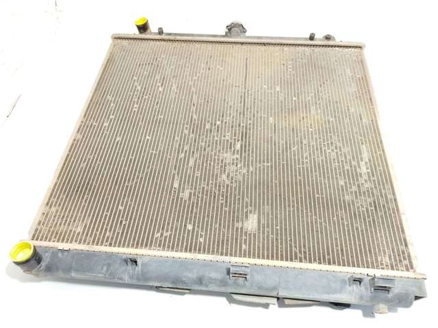 Radiador de esfriamento de motor 21410EB30A NISSAN