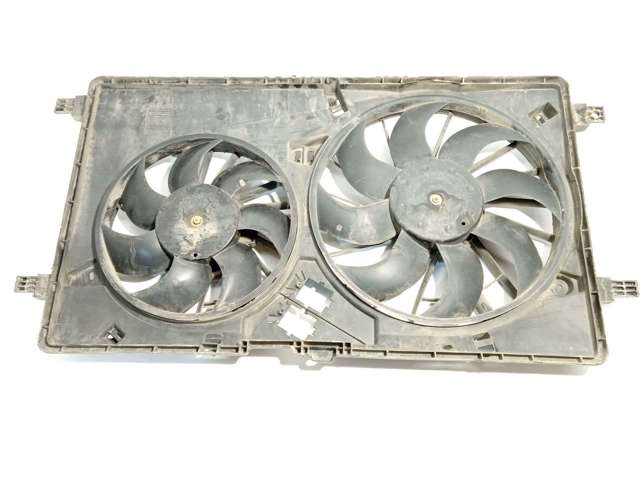 Difusor do radiador de esfriamento 214754524R RENAULT