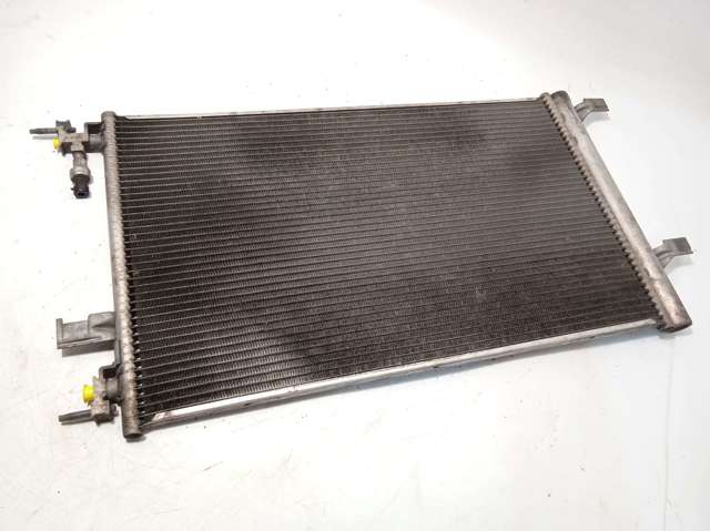 Radiador de aparelho de ar condicionado 23333680 GM