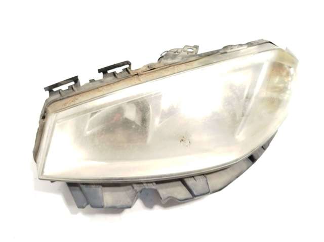 Luz esquerda 260604235R RENAULT