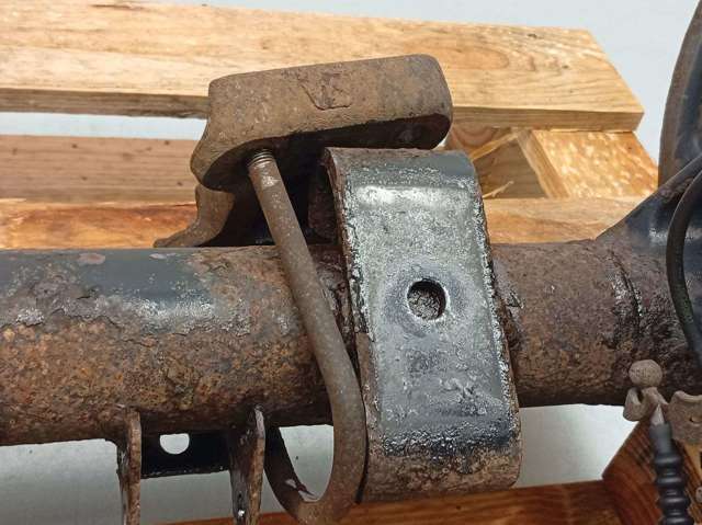 Viga de suspensão traseira (plataforma veicular) 2K5501101F VAG
