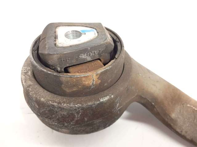Braço oscilante inferior esquerdo de suspensão dianteira 31126773949 BMW