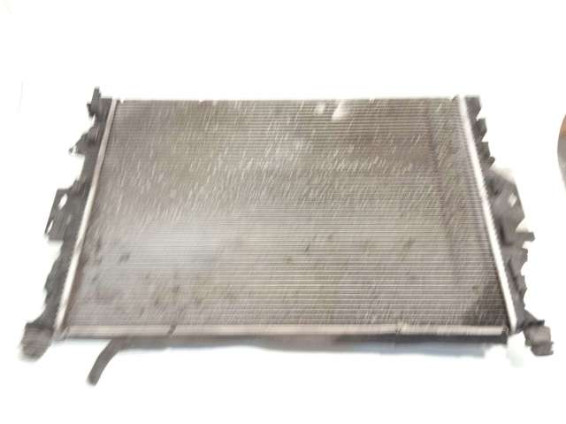 Radiador de esfriamento de motor 31368082 VOLVO