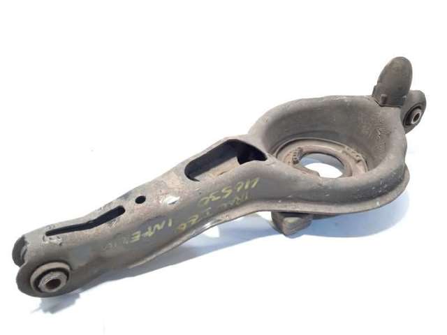 Braço oscilante inferior esquerdo de suspensão traseira/direita 31387062 VOLVO