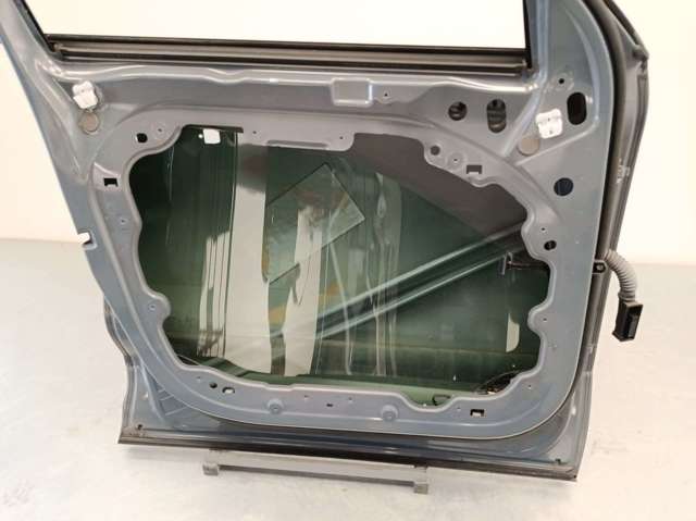 Porta dianteira esquerda 32399004 VOLVO