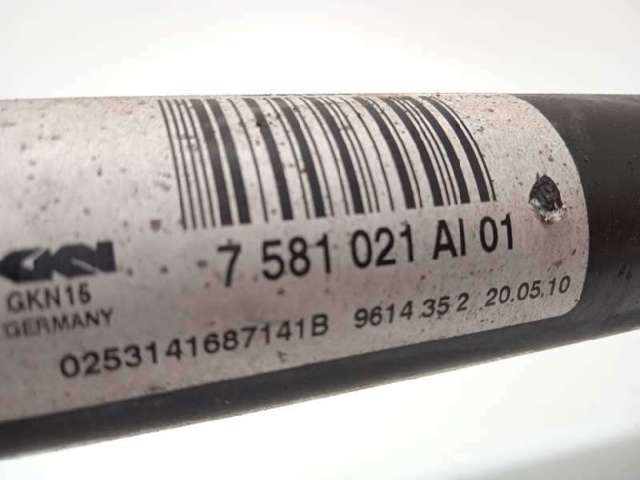 Semieixo traseiro esquerdo 33207581021 BMW