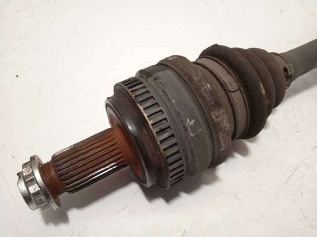 Semieixo traseiro esquerdo 33217533445 BMW