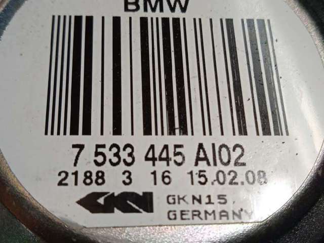 Semieixo traseiro esquerdo 33217547075 BMW
