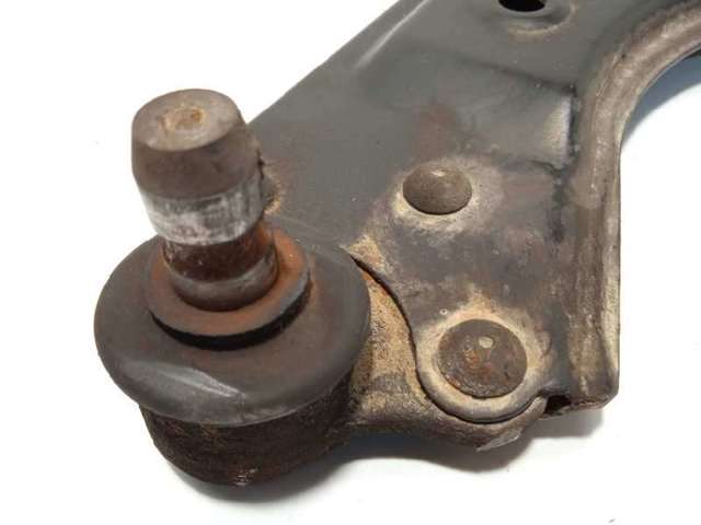 Braço oscilante inferior esquerdo de suspensão dianteira 3520W3 PEUGEOT