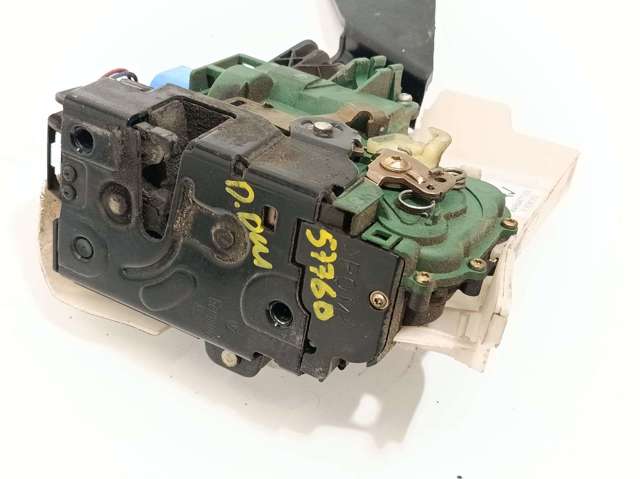 Fecho da porta dianteira direita 3B1837016CC VAG