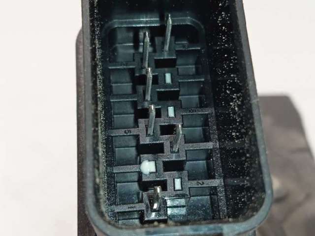 Fecho da porta dianteira esquerda 3M5AR21813ET FORD