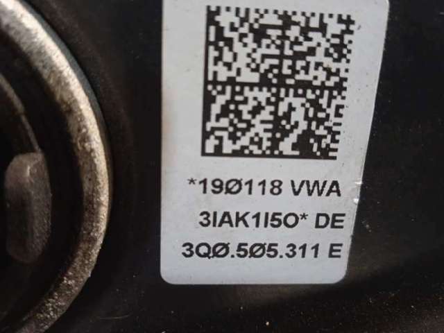Braço oscilante inferior esquerdo de suspensão traseira/direita 3Q0505311E VAG