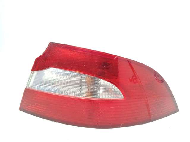 Lanterna traseira direita externa 3T5945096 VAG