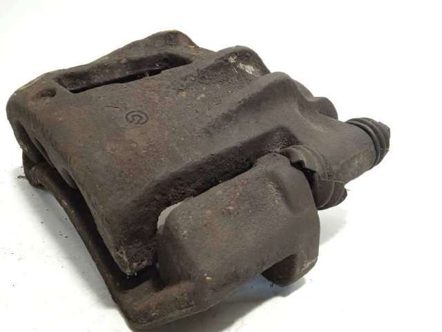 Suporte do freio dianteiro direito 42548188 IVECO