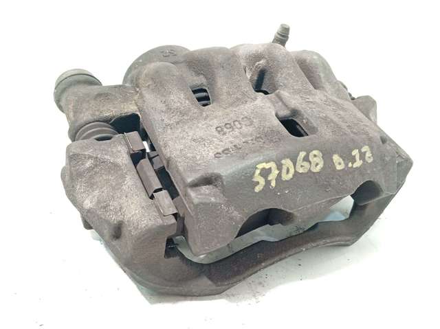 Suporte do freio dianteiro esquerdo 4401J8 PEUGEOT