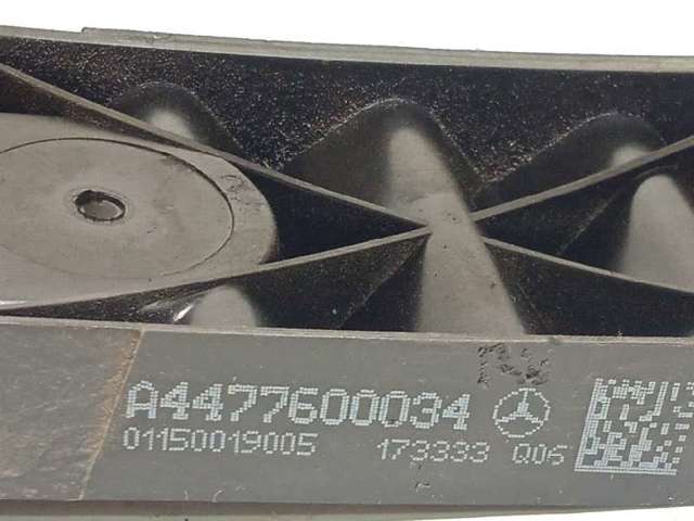 Suporte de maçaneta externa da porta de portas esquerdas 4477600034 MERCEDES
