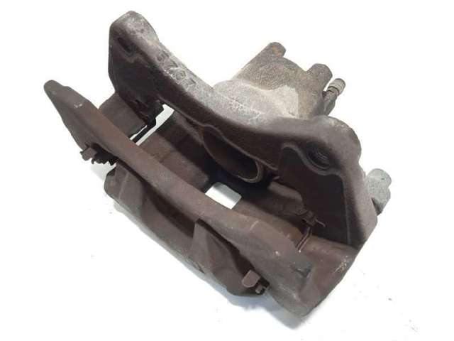 Suporte do freio dianteiro direito 4605A862 MITSUBISHI