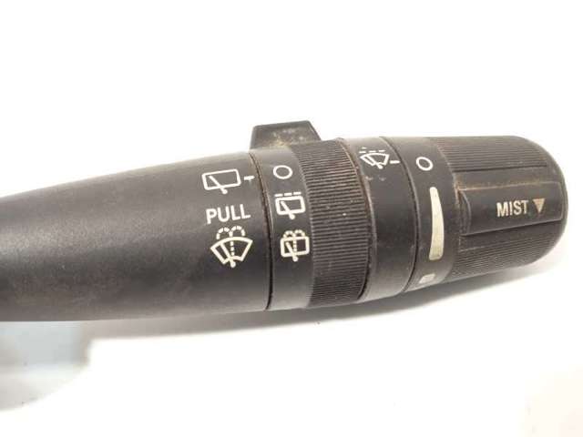 Braço oscilante inferior esquerdo de suspensão dianteira 4671929AA CHRYSLER
