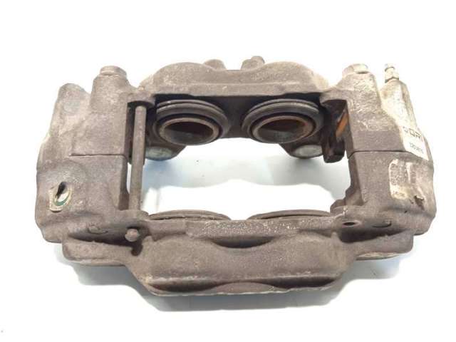 Suporte do freio dianteiro direito 4773060261 TOYOTA