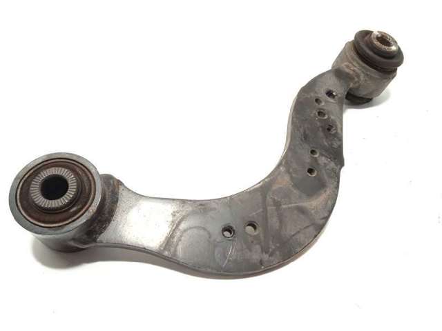 Braço oscilante superior esquerdo/direito de suspensão traseira 4877048010 TOYOTA