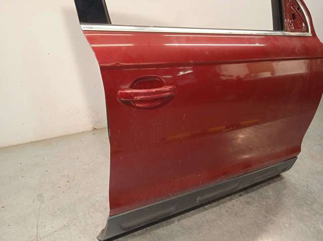 Porta dianteira direita 4L0831052A VAG