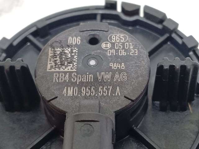 4M0955557A VAG