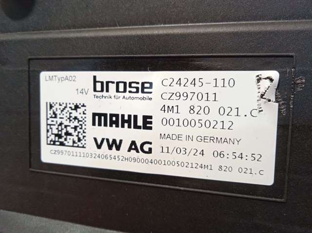 Motor de ventilador de forno (de aquecedor de salão) 4M1820021C PORSCHE