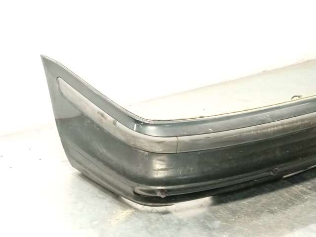 Pára-choque traseiro 51128195310 BMW