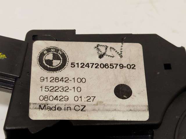 Fecho de tampa de porta-malas (de 3ª/5ª porta traseira) 51247206579 BMW