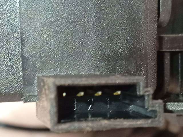 Fecho de tampa de porta-malas (de 3ª/5ª porta traseira) 51248408492 BMW