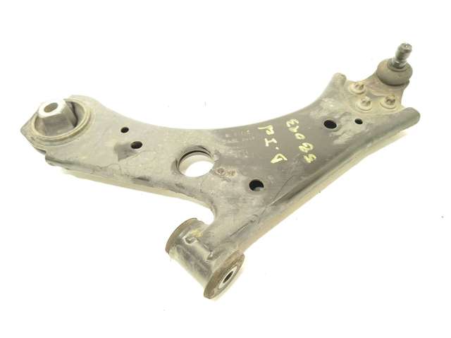 Braço oscilante inferior esquerdo de suspensão dianteira 51939755 CHRYSLER
