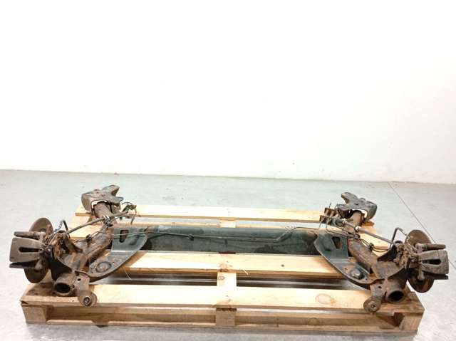 Viga de suspensão traseira (plataforma veicular) Renault Fluence  L3 ao melhor preço