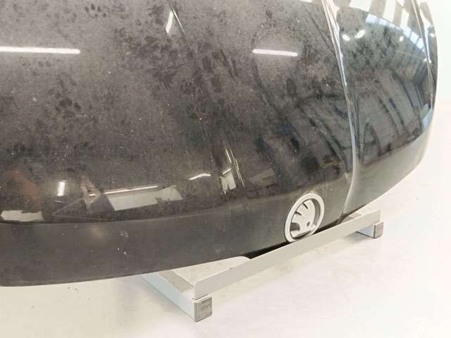 565823031B VAG