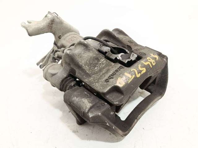 Suporte do freio traseiro direito 5802137541 IVECO