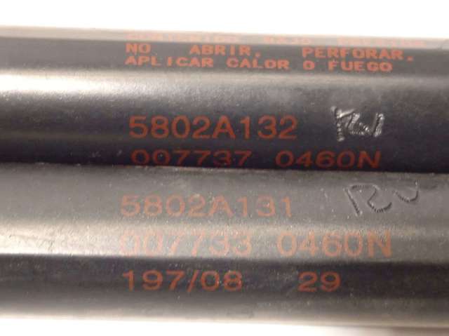 Amortecedor de tampa de porta-malas (de 3ª/5ª porta traseira) 5802A131 MITSUBISHI