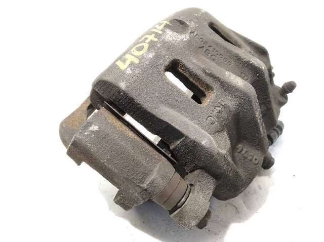 Suporte do freio dianteiro esquerdo 581103E100 HYUNDAI