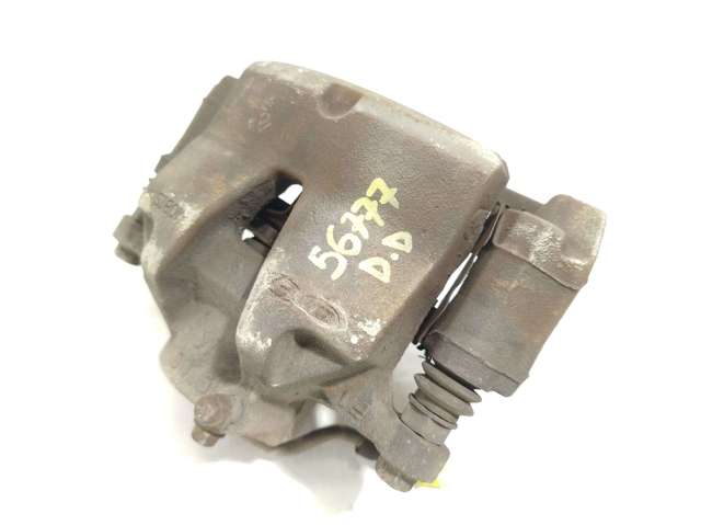 Suporte do freio dianteiro direito 58130D7500 HYUNDAI