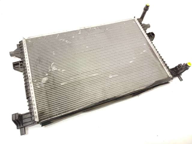 Radiador de esfriamento de motor 5Q0121251GG VAG