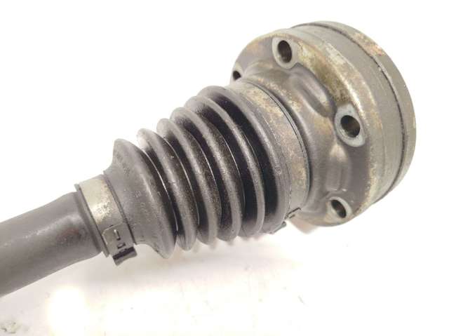 Semieixo (acionador) dianteiro direito 5Q0407272EQ VAG
