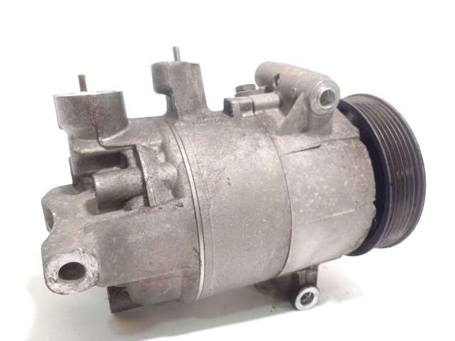 Compressor de aparelho de ar condicionado 5Q0820803D VAG