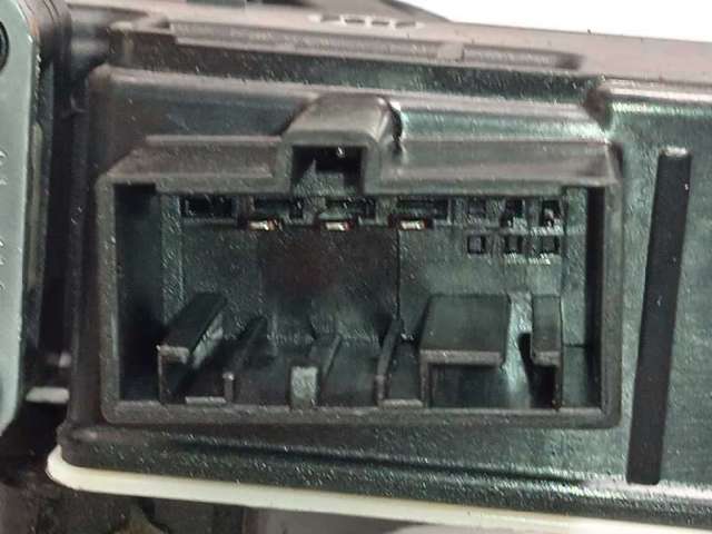 Motor de acionamento de vidro da porta traseira esquerda 5Q0959811E VAG