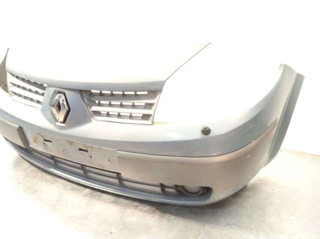 Pára-choque dianteiro 620225303R RENAULT
