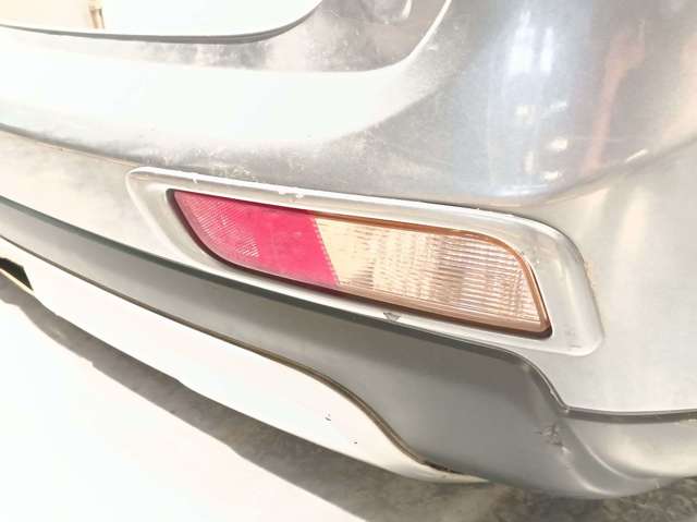 Pára-choque traseiro 6410C886 MITSUBISHI