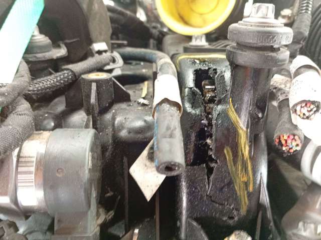 Motor montado 654920 MERCEDES