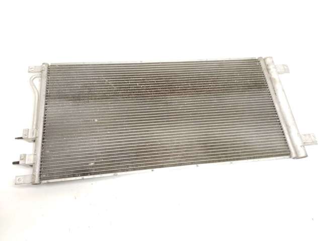 Radiador de aparelho de ar condicionado 6840034000 SSANG YONG