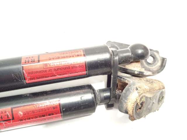 Amortecedor de tampa de porta-malas (de 3ª/5ª porta traseira) 6895049185 TOYOTA