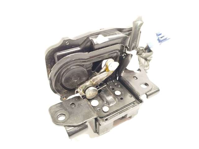 Fecho de tampa de porta-malas (de 3ª/5ª porta traseira) 6935047040 TOYOTA