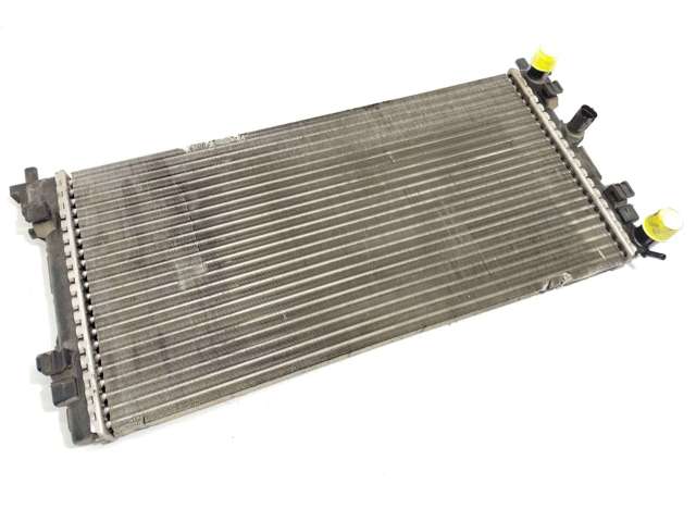 Radiador de esfriamento de motor 6R0121253 VAG