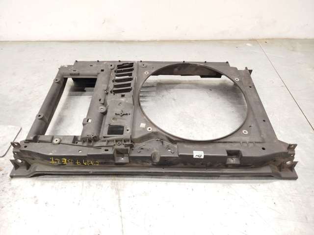 Suporte do radiador montado (painel de montagem de fixação das luzes) 7104ET PEUGEOT