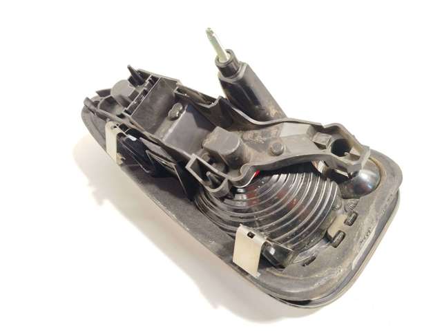 Lanterna traseira direita 7166956 BMW